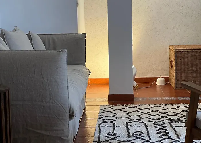 Canaryislandshost L Surfside Famara