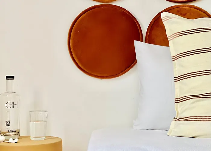 Canaryislandshost L Bruma Famara