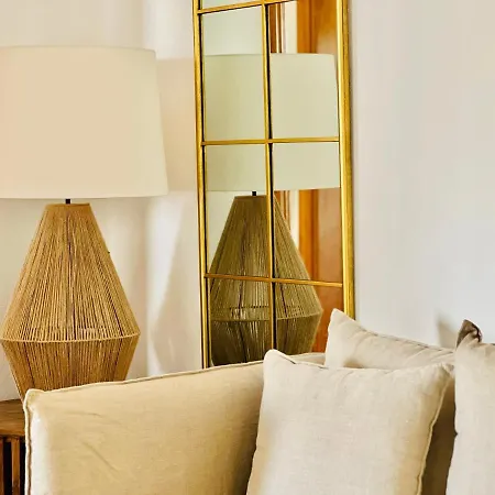 Canaryislandshost L Surfside Apartment Famara