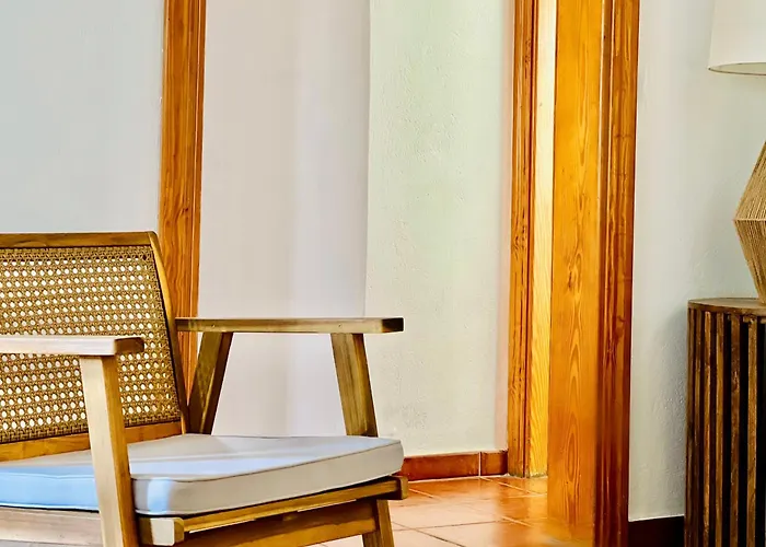 Canaryislandshost L Bruma *